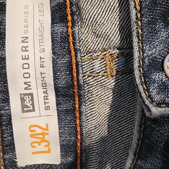 Lee Modern Series Straight Fit Straight Leg Jeans - L342 - Picture 4 of 5